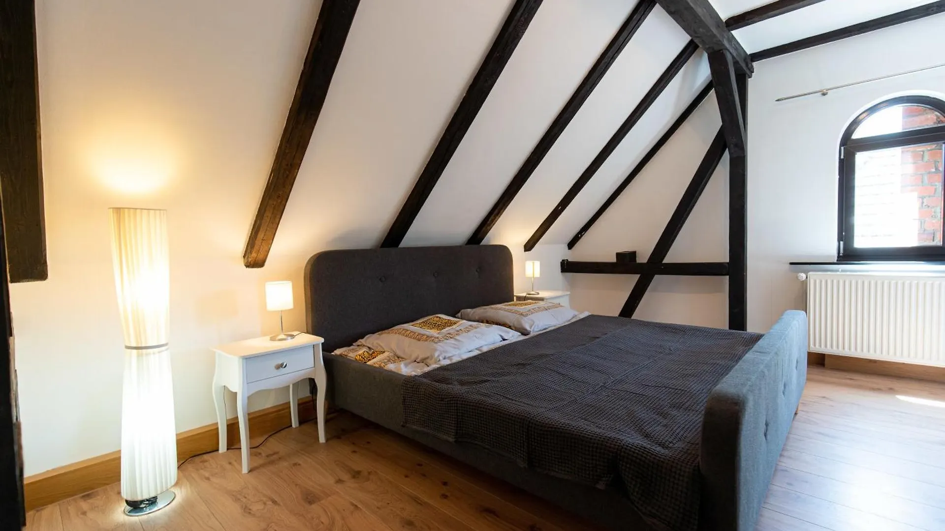 Apartamento Alte Schule Spittelstein 1Og Links Rödental